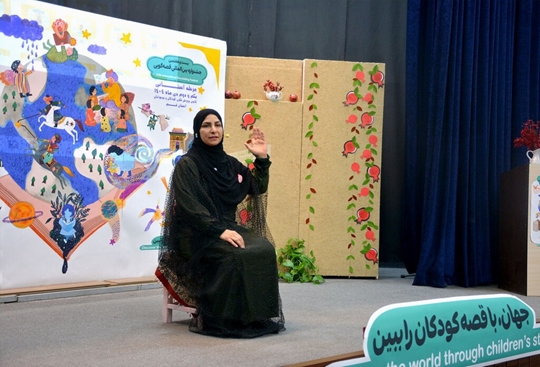 رقابت ۴۹ قصه گو در مرحله استانی بیست و هفتمین جشنواره بین المللی قصه گویی کانون قم